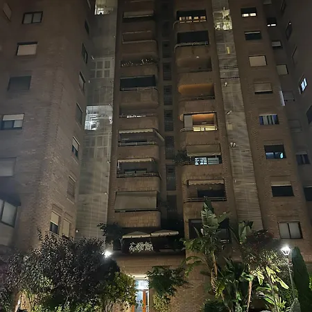 Rum i privatbostad Habitacion Doble Estandar Con Climatizador Valencia